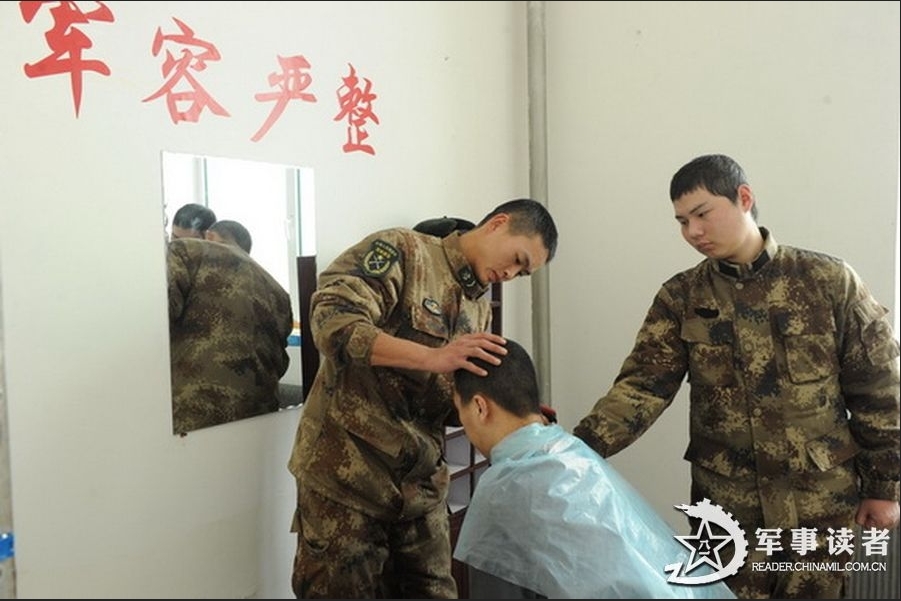 曝德赫亚400万年薪签约皇马 曼联锁三替身接班“IM电竞官网”(图1) IM电竞官网