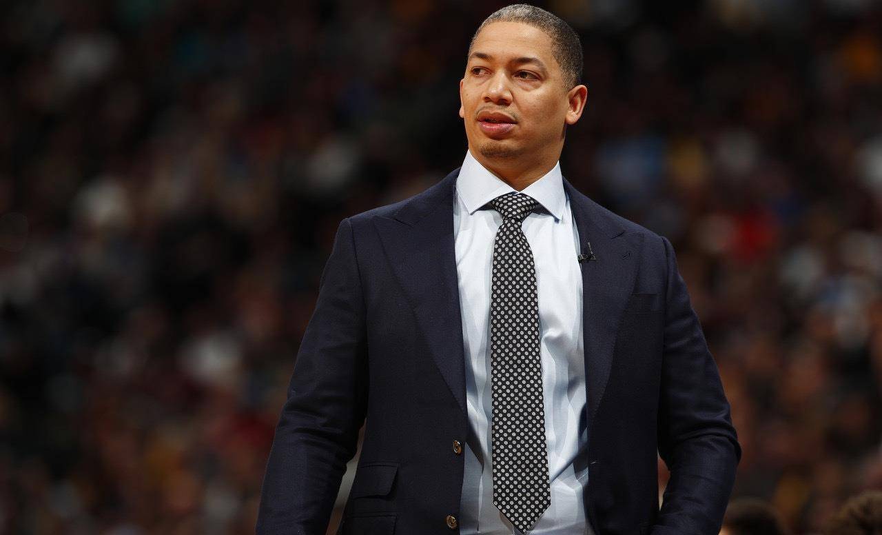 “IM电竞”
一夜3消息!湖人最新伤情 火箭选帅新动态 乔治1换4生意业务方案(图3) “IM电竞”
一夜3消息!湖人最新伤情 火箭选帅新动态 乔治1换4生意业务方案(图3)